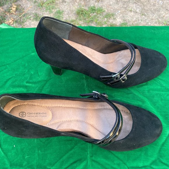 Giani Bernini Vallariaa Black Suede & Faux pantent Mary Jane Heels Pumps Size 11 - Picture 3 of 8